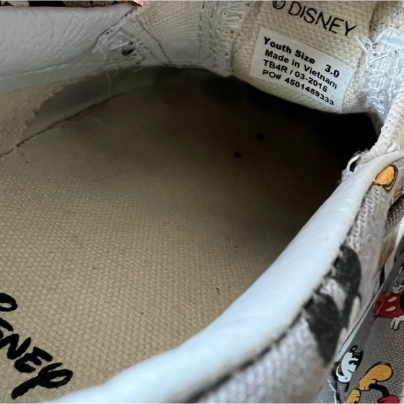 🆕 VANS Slip on shoes Mickey Mouse print kids size 3 - Picture 8 of 14